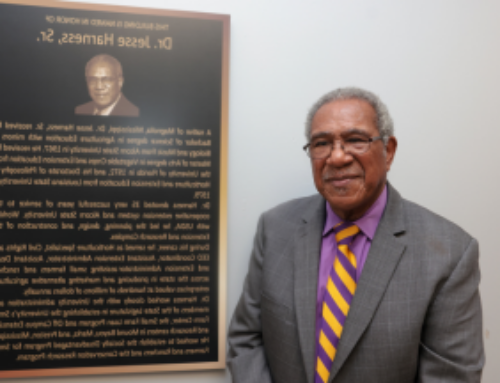 pg电子下载 State pays tribute to Dr. Jesse Harness Sr. during building naming ceremony